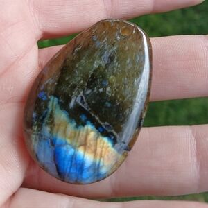 New Natural Labradorite Oval Pendant.